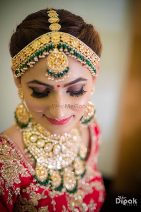 Green and gold bold bridal jewellery