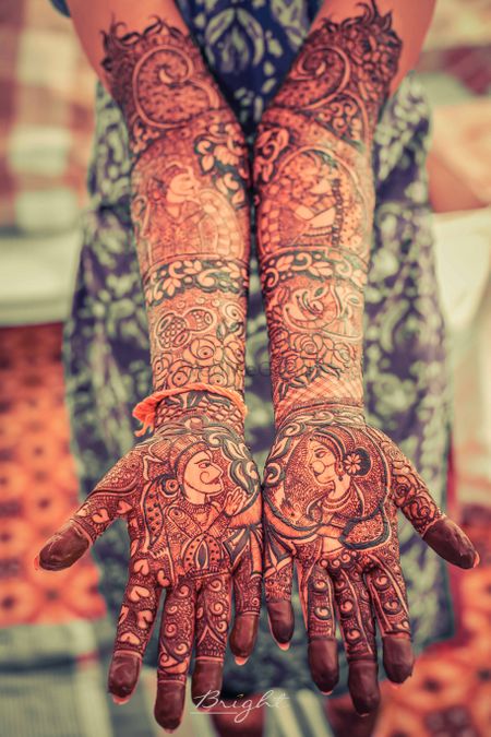 Bridal hand mehendi design