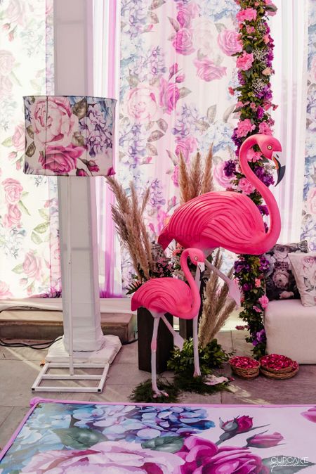 Flamingo theme decor