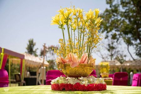 Photo of floral table centerpiece