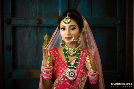 34 Impressive Jewellery Ideas to pair with your Pink Bridal Lehenga |  ShaadiSaga | Mehendi outfits, Pink bridal lehenga, Stylish party dresses