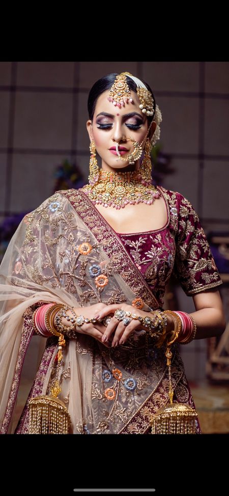Bridal look with heavy jewellery. 