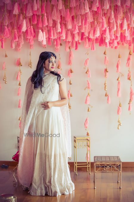 Photo of Tassel decor in light pink for mehendi