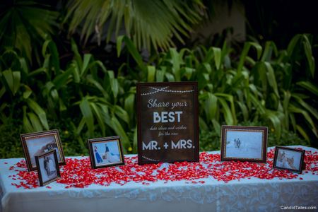 Guests to leave notes for the couple 