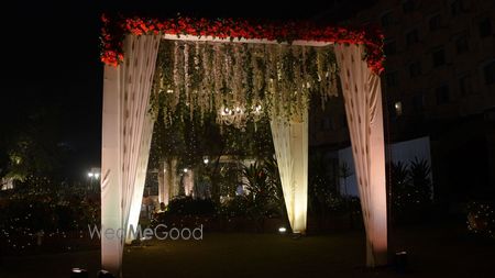 Album in City Shot in Delhi NCR
