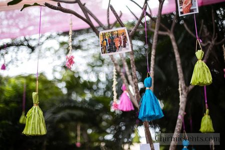 Displaying memories with tassels on tree