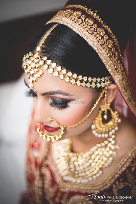 Bride with smokey eyes and bold makeup 