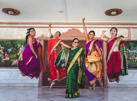 Maharashtrian bride with jumping brides