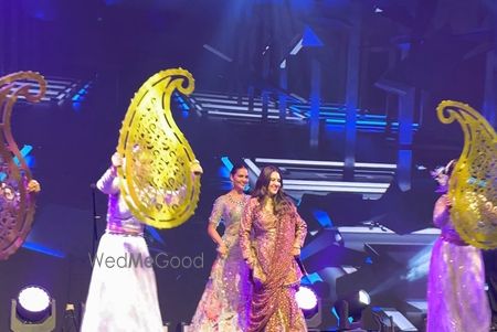 Album in City Shot in Delhi NCR