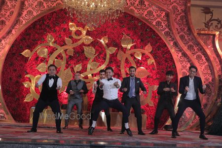 Album in City Shot in Delhi NCR