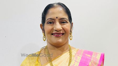 Album in City Shot in Pune