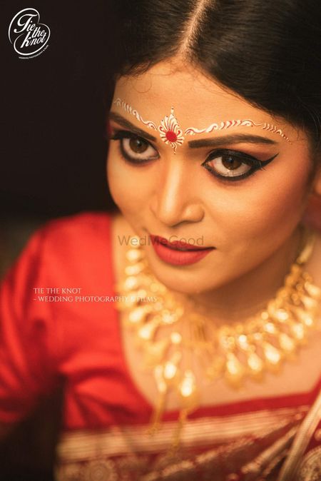 Beautiful bengali bride makeup 