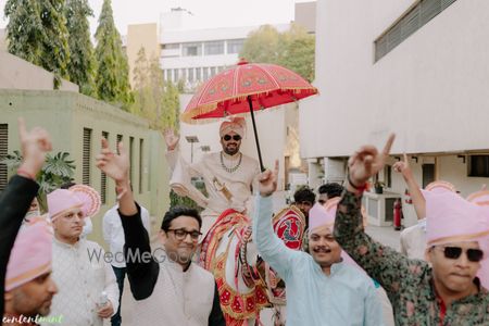 Album in City Shot in Pune