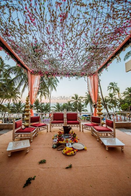Open mandap decor with dried and fresh flowers