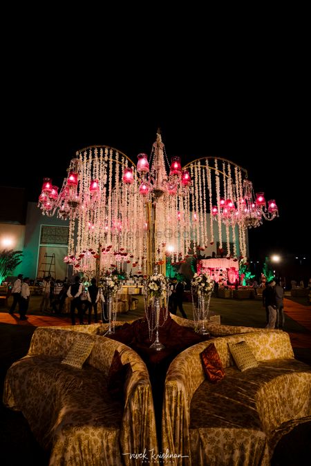 Floral chandelier with lighting tree