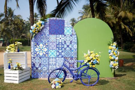 Album in City Shot in Goa