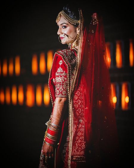13+ Stylish & Trendy Haldi Poses Ideas For Bride