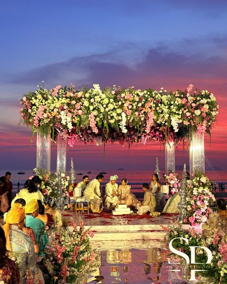 Album in City Shot in Goa