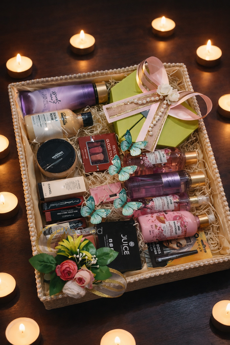 Album in City Shot in Lucknow