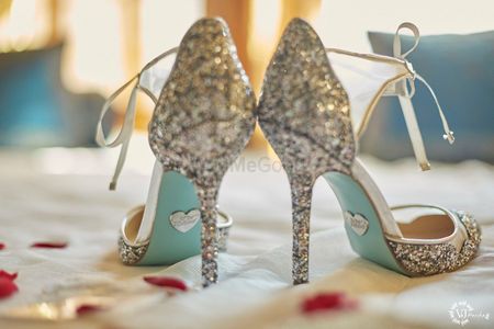 Bridal shoes with unique sole 
