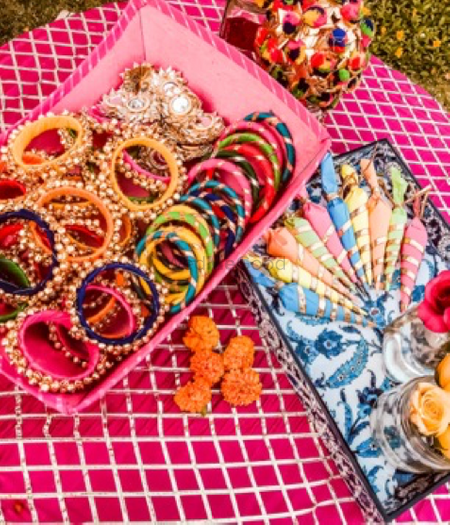 Mehendi favours and cones 