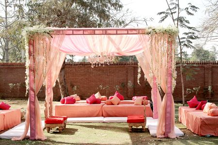 Photo of pink theme decor