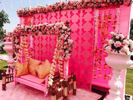 F loral swing for mehndi with tassels 