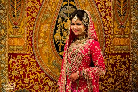 Muslim bride wearing satlada `