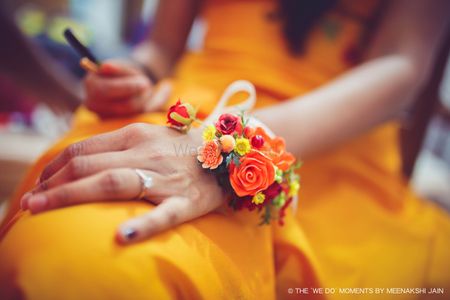 Pretty floral jewelry for  mehendi