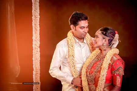 51 Wedding Couple Portraits to Bookmark Right Away! | Wedding couple poses,  Indian wedding photography couples, Indian wedding poses