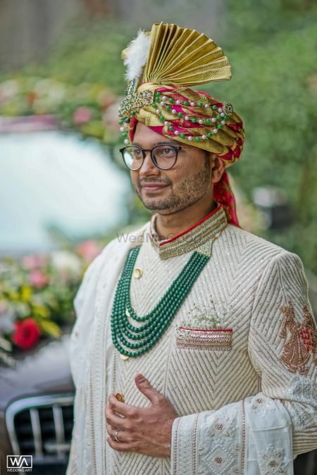 Groom necklace and safa with beads 