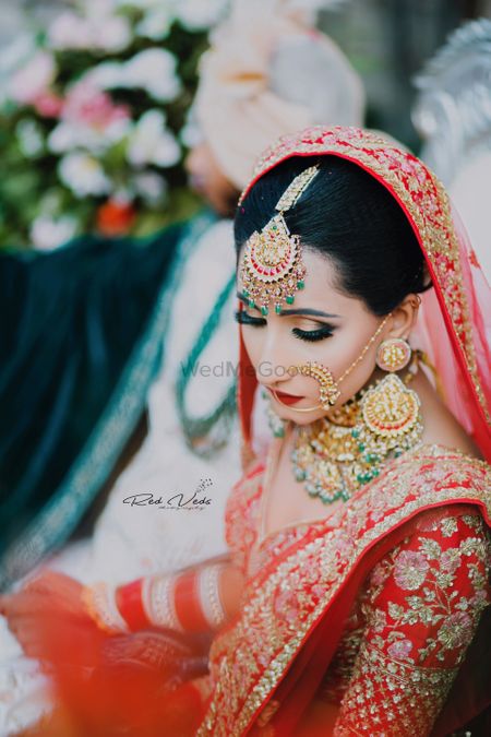Best Jewellery Options to Match with your Red Bridal Lehenga | Bridal  lehenga red, Indian wedding couple photography, Bridal lipstick