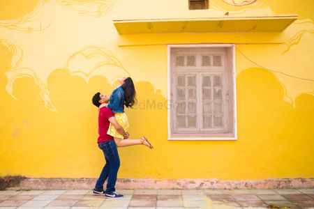 Pre wedding shoot infront of Yellow Wall