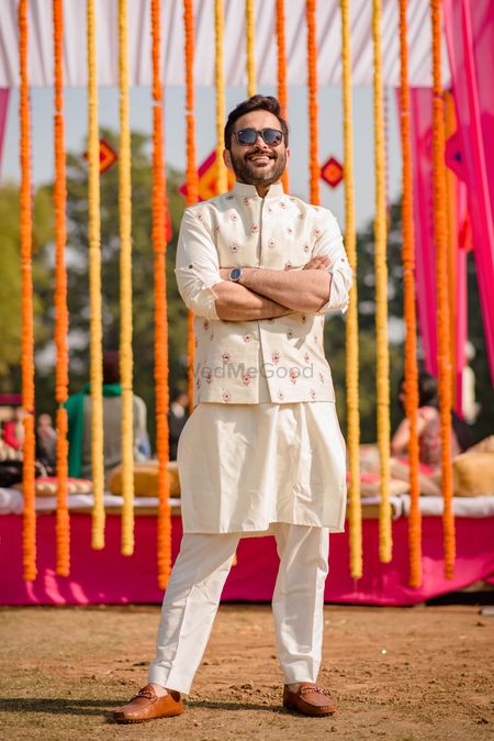 Mehendi groomwear with off white nehru jacket 
