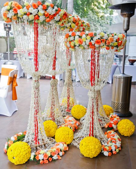Wedding floral arrangements with yellow flowers