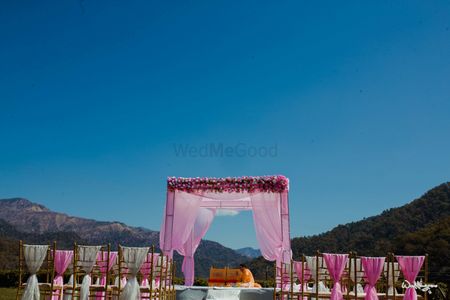 Photo of Outdoor mandap decor