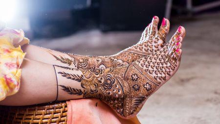Bridal Feet Mehendi Design