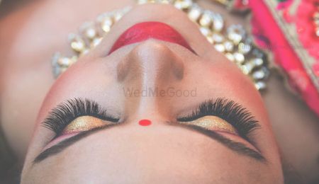 Photo of Golden Eye Bridal Makeup