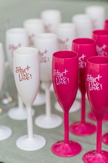 Unique bar ideas with cute champagne glasses