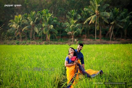Traditional Save The Date Pepper Green Pictures Wedding Photographers In Kochi Wedmegood