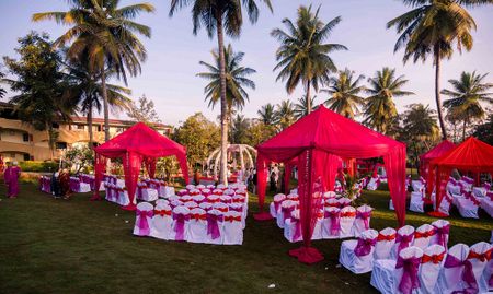 Photo of Hot Pink and White Evening Decor