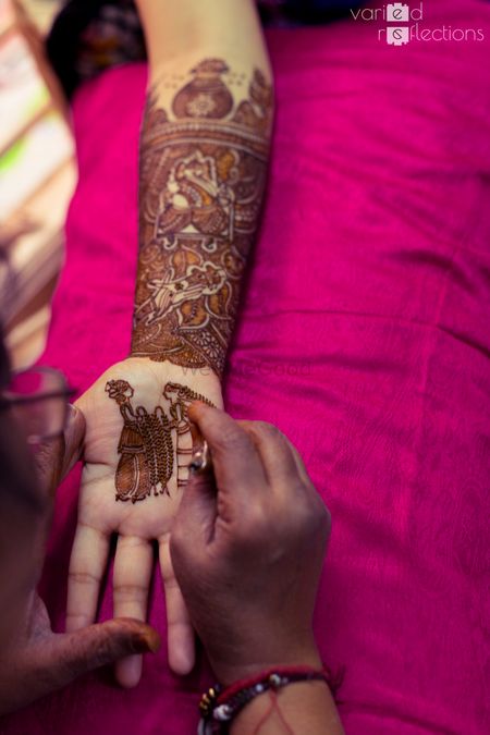 Bridal Hand Mehendi - Jai Mala Design