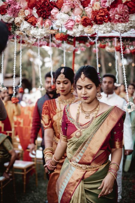 south indian bridal entry under phoolon ki chadar
