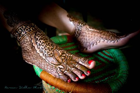 Photo of Bridal Feet Mhenedi - Peacock Designs