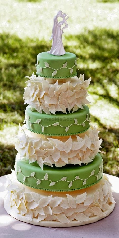 Green and Cream 5 Tier Wedding Cake