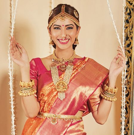 South Indian bride in stunning jewellery. 