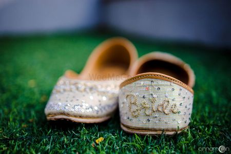 Photo of customised bridal juttis for the bride