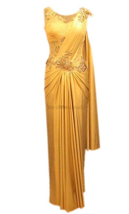 Photo of sleeveless gold cocktail sari
