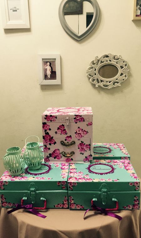 Photo of Vintage Floral Bridesmaid Gift Boxes in Mint and Pink