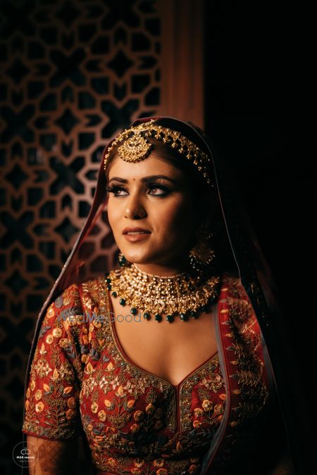 A stunning bridal portrait with dainty jewellery